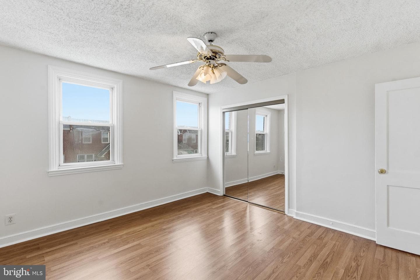 7020 Kindred St photo 14