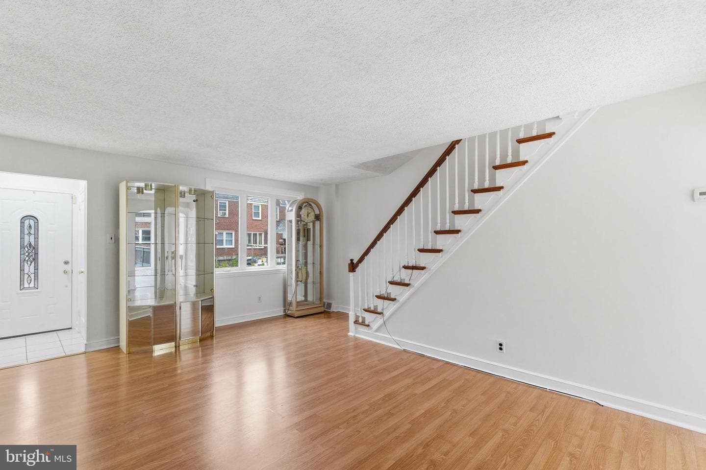 7020 Kindred St photo 4