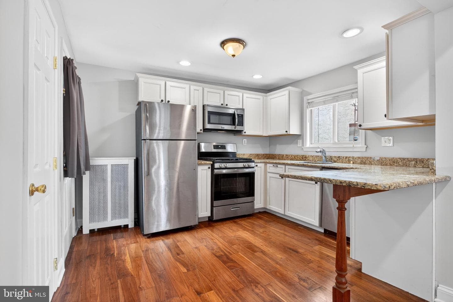 525 Fitzwater Street #2 photo 10