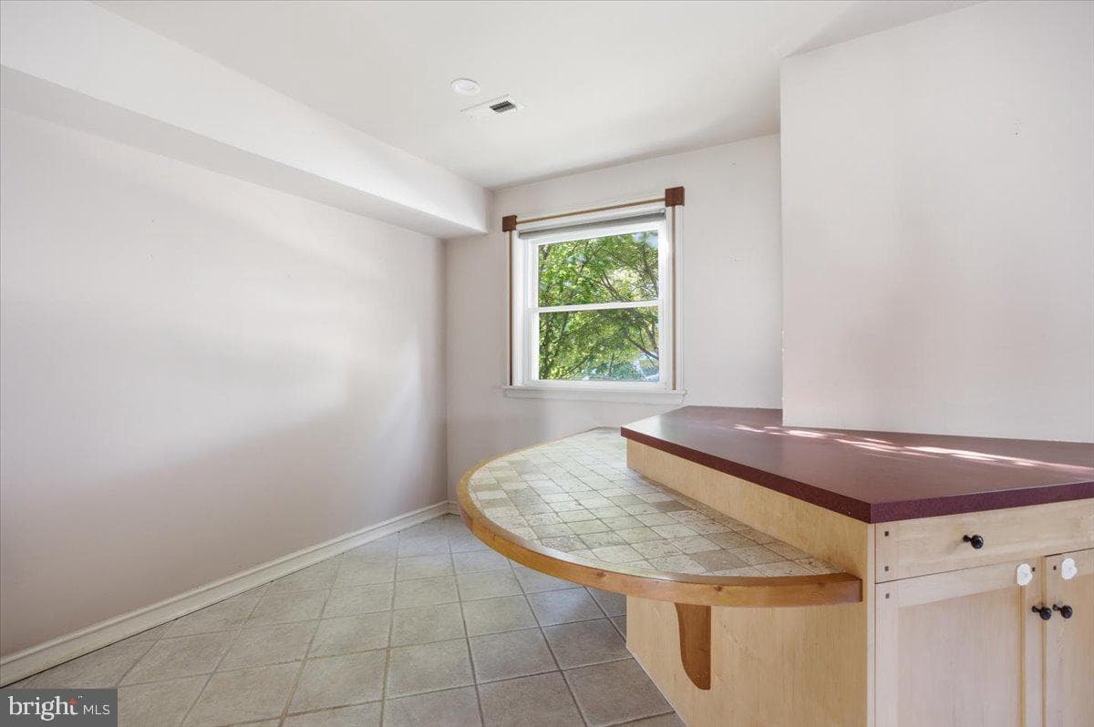 10107 Wilbur Street photo 12