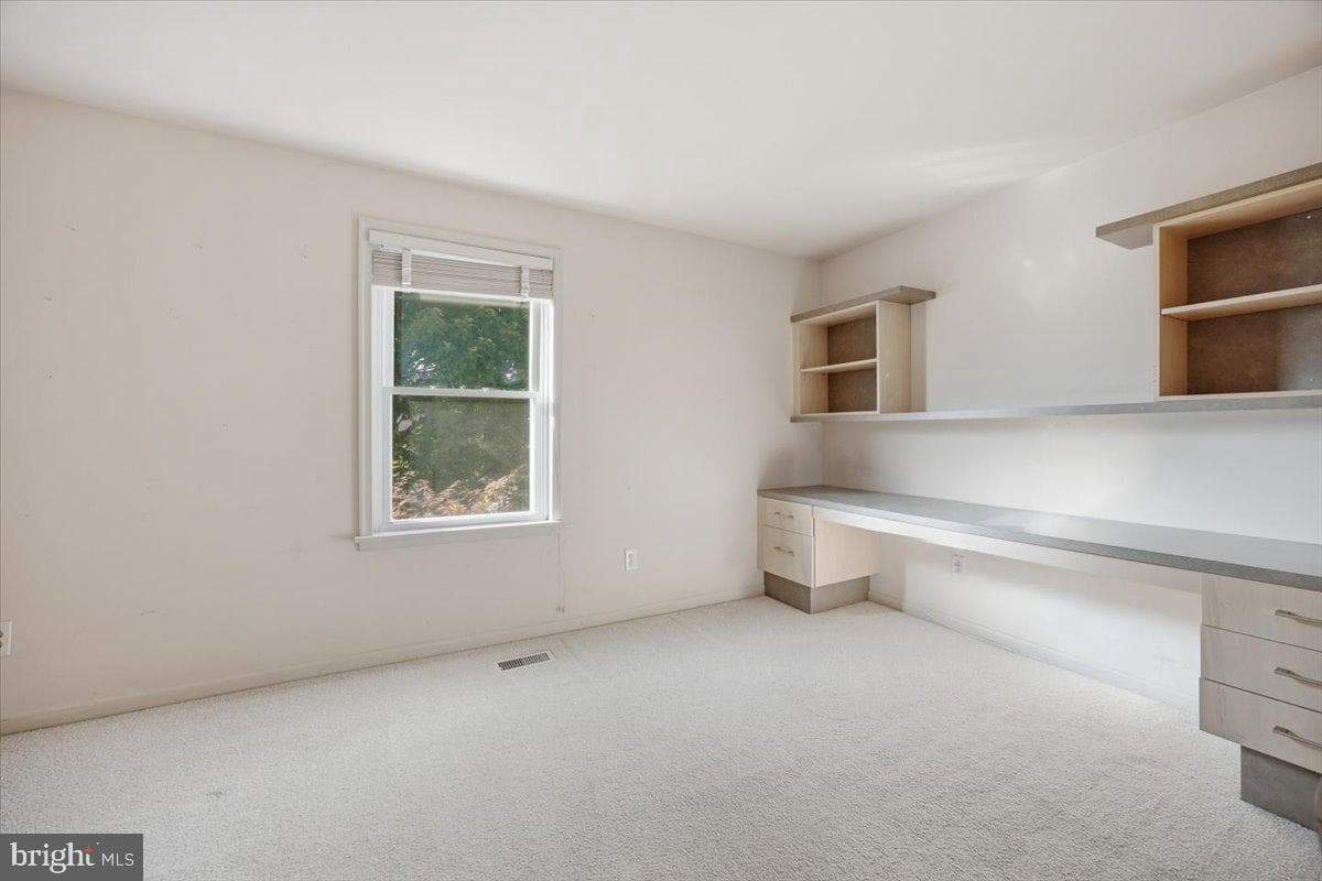 10107 Wilbur Street photo 25