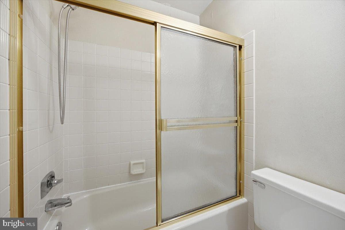 10107 Wilbur Street photo 30