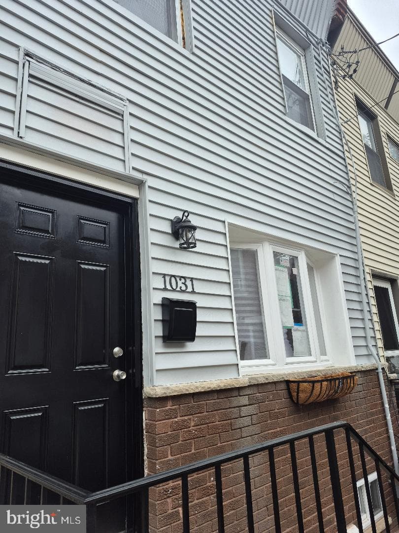 1031 Winton Street photo 23