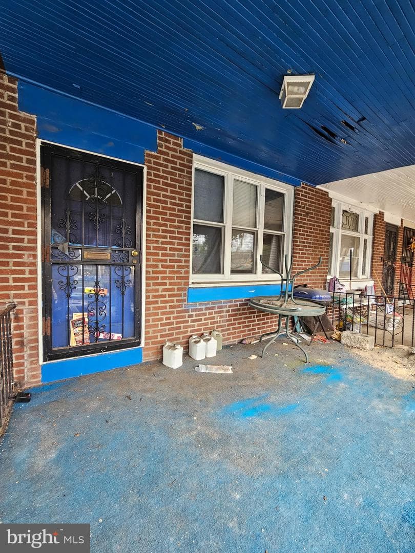 940 W Fisher Avenue photo 5