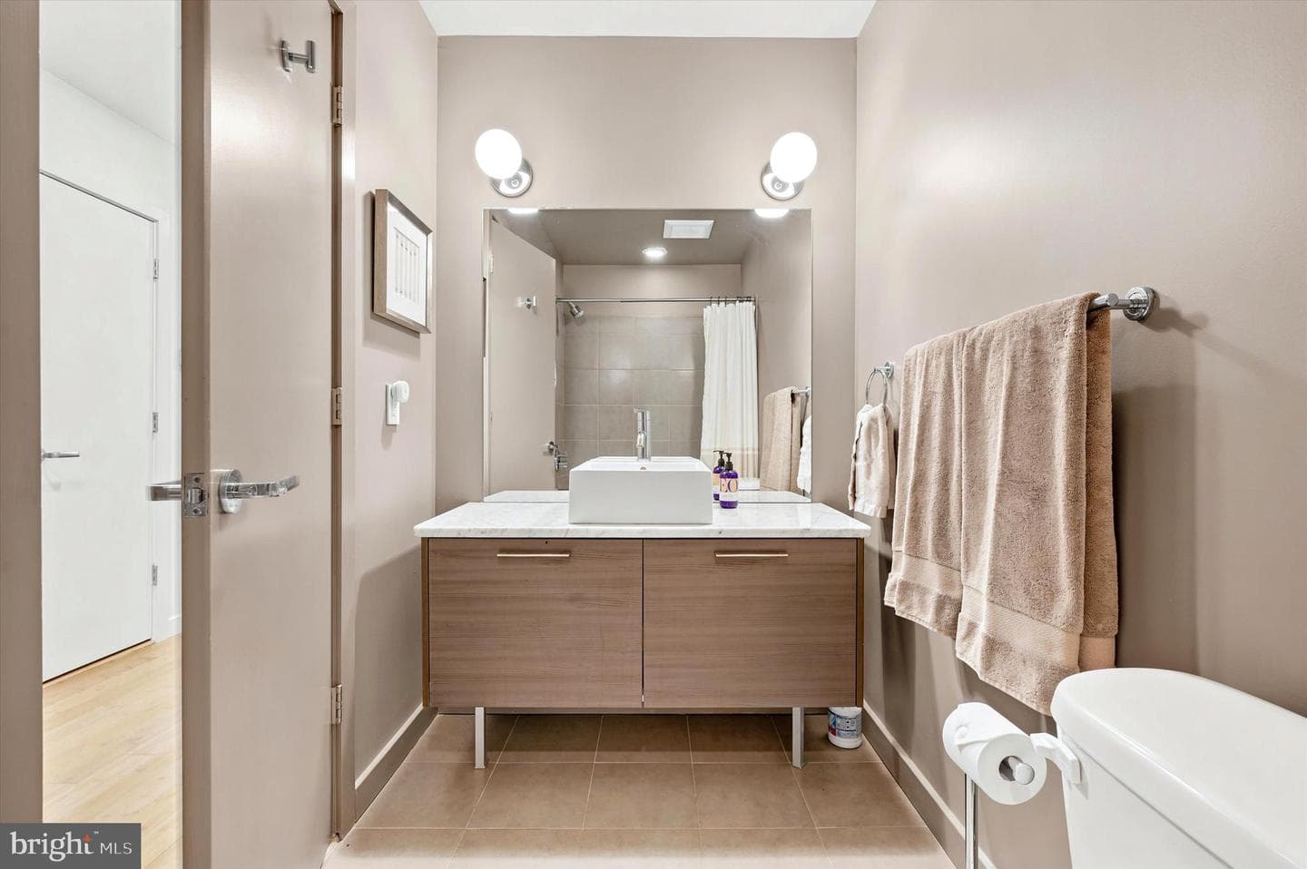 934 N 3rd Street #302 photo 21