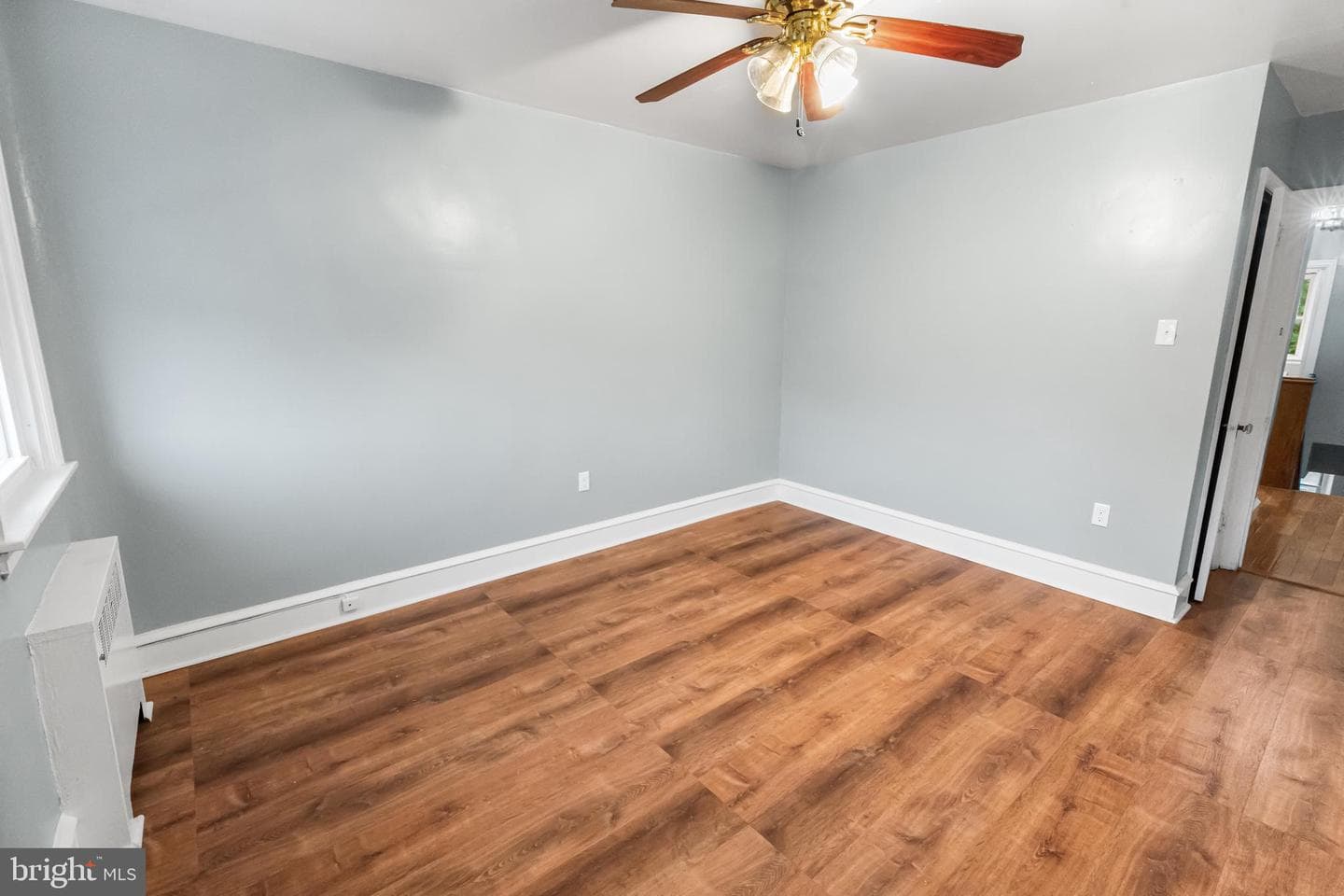 5242 D Street photo 24