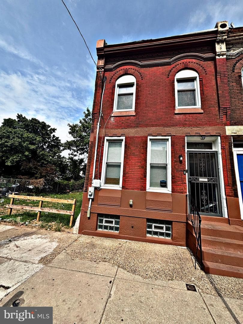 2408 N 17th Street, Philadelphia