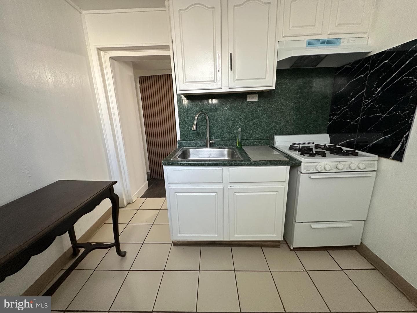 2223 S Mildred Street photo 8