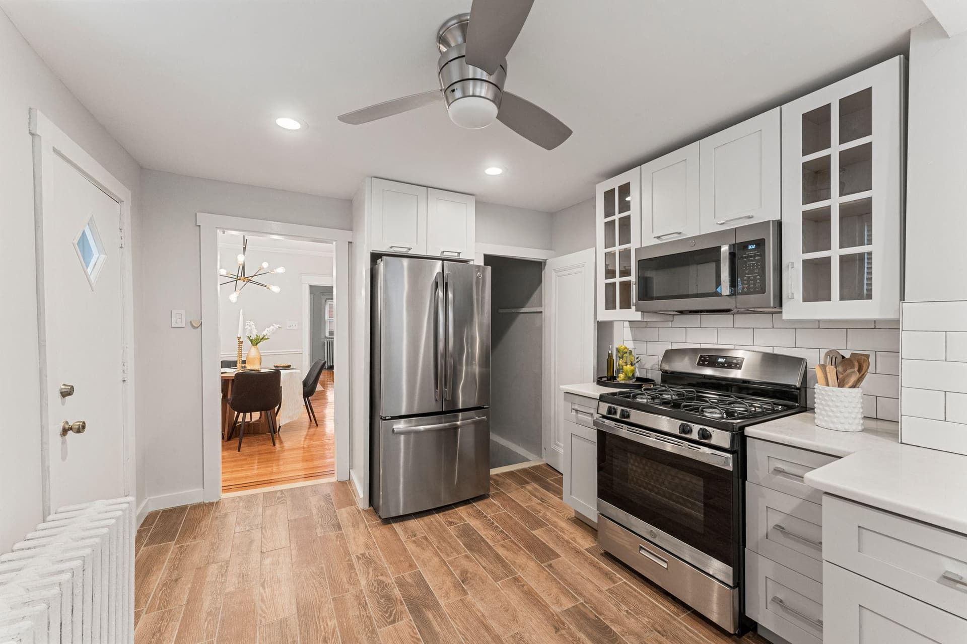 471 E Pleasant Street photo 9