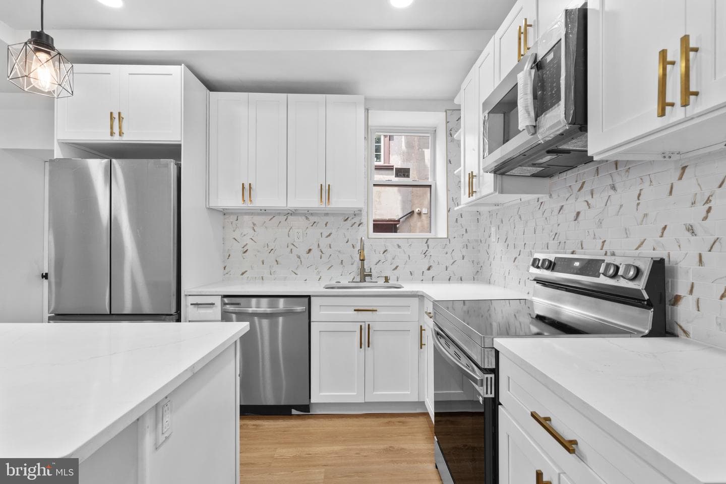 4649 Penn Street photo 11