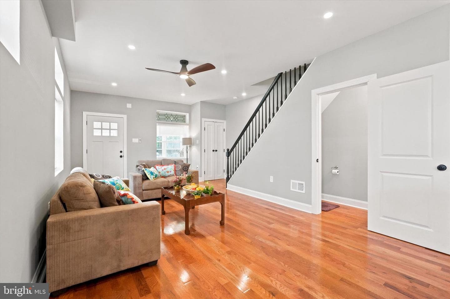 4248 Rhawn Street photo 10
