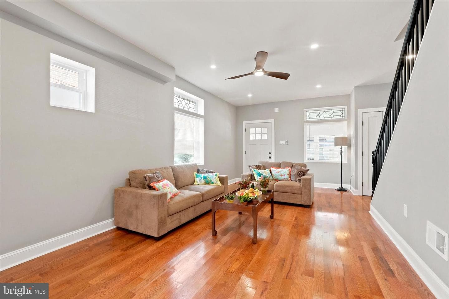 4248 Rhawn Street photo 9