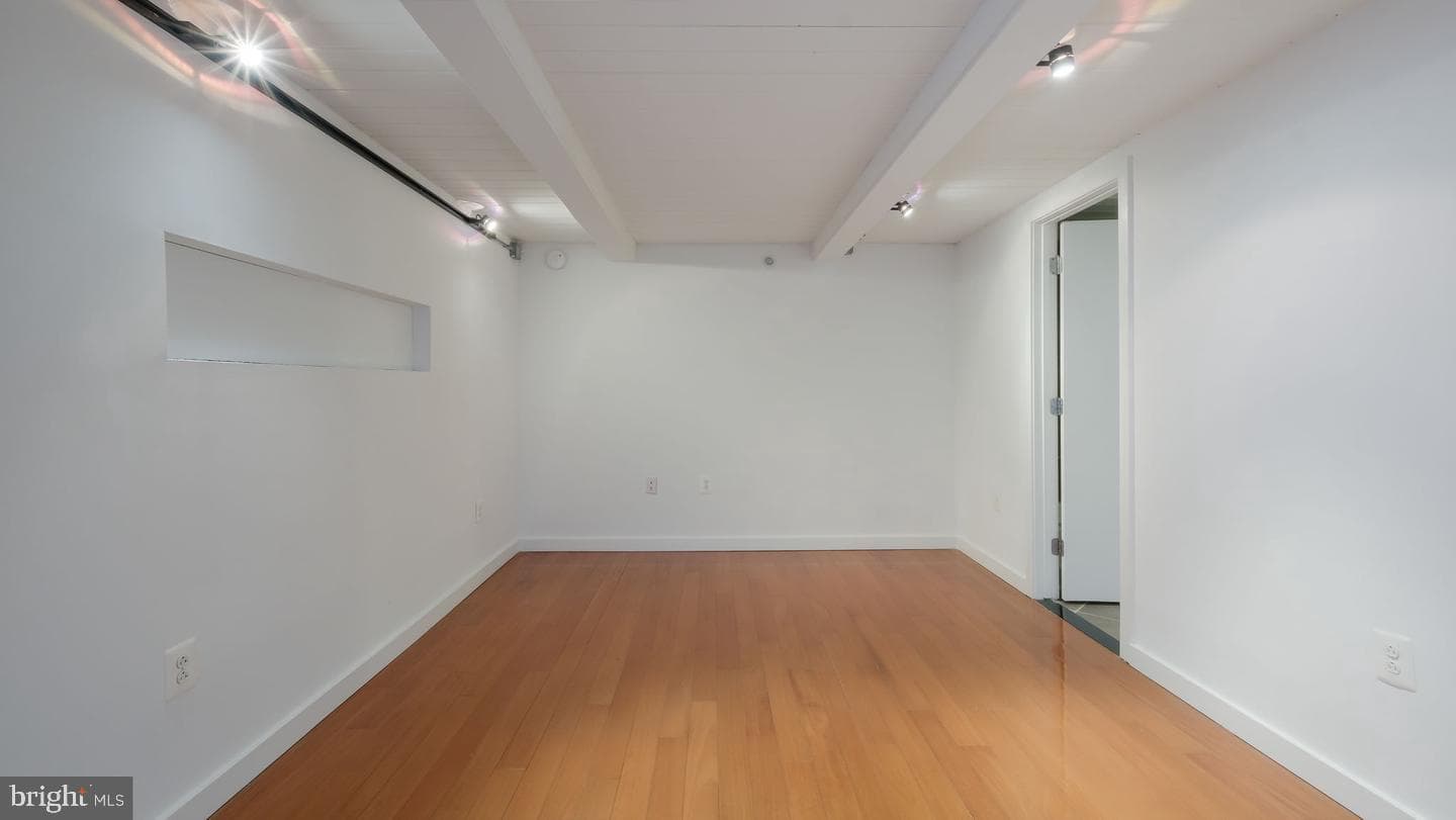 1027 Arch Street #407 photo 24