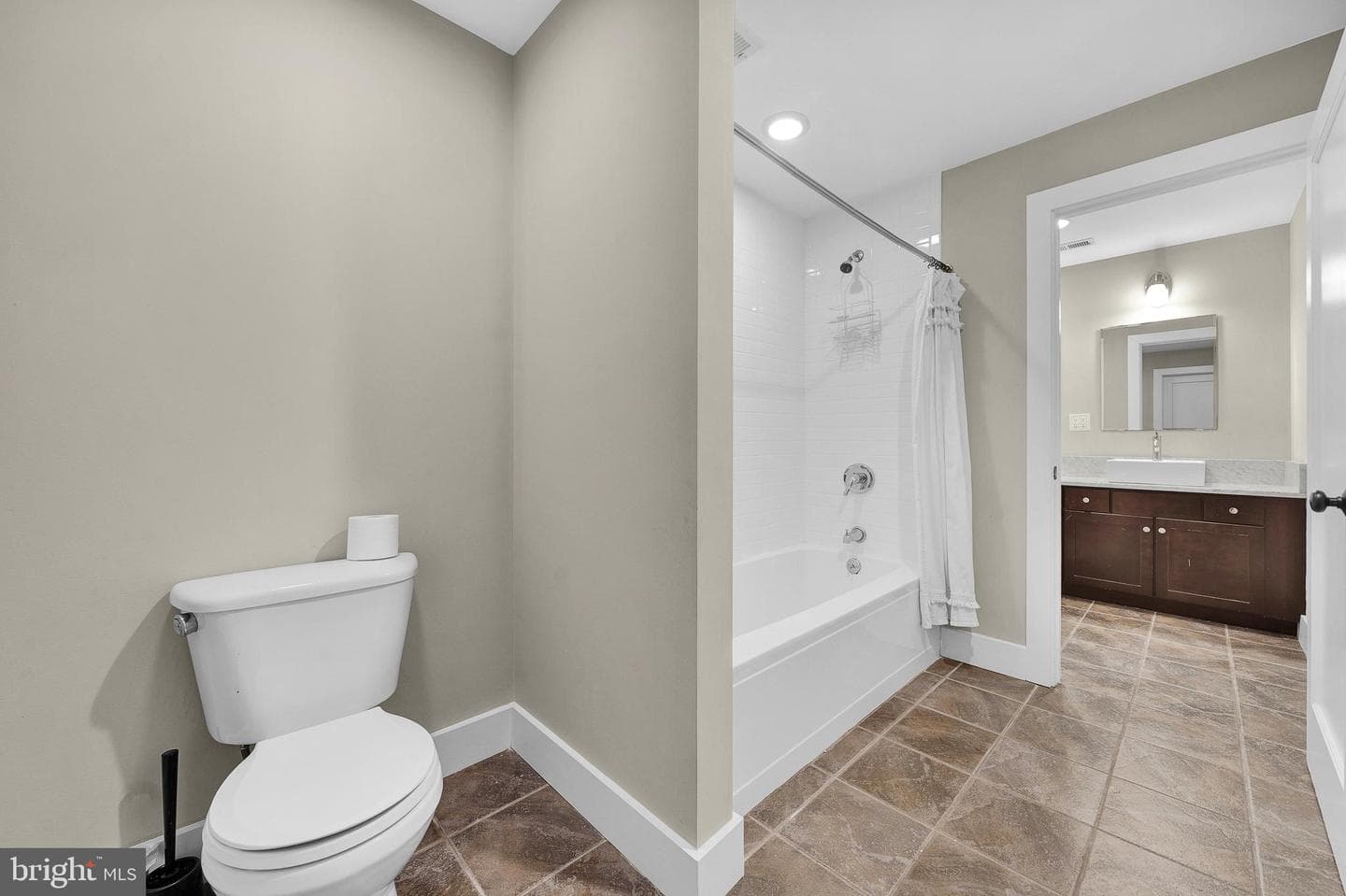 4743 Sheldon Street photo 12