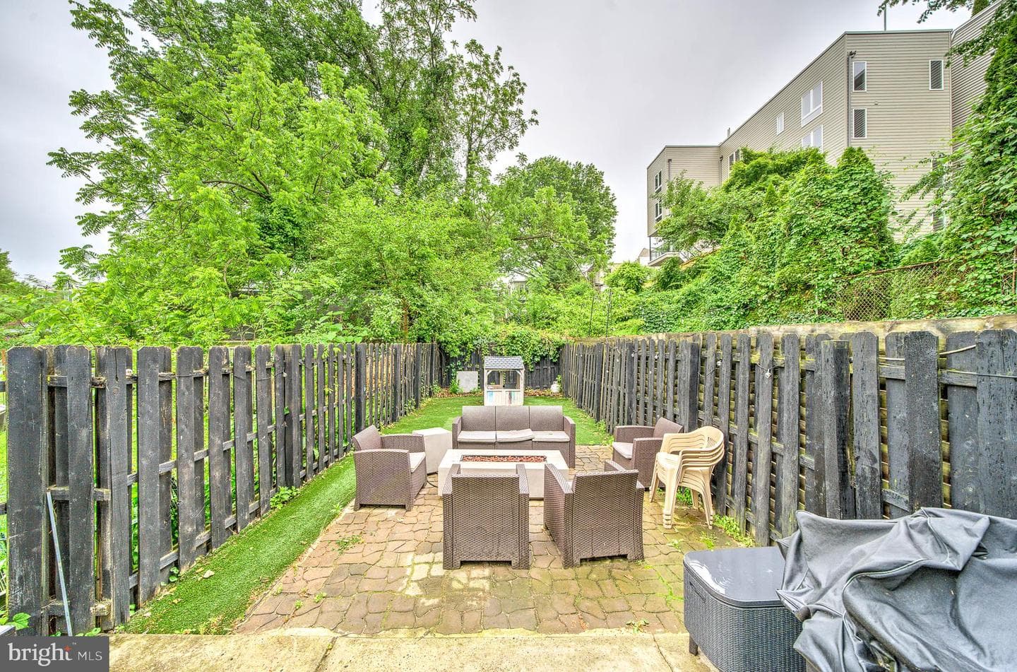 4743 Sheldon Street photo 32