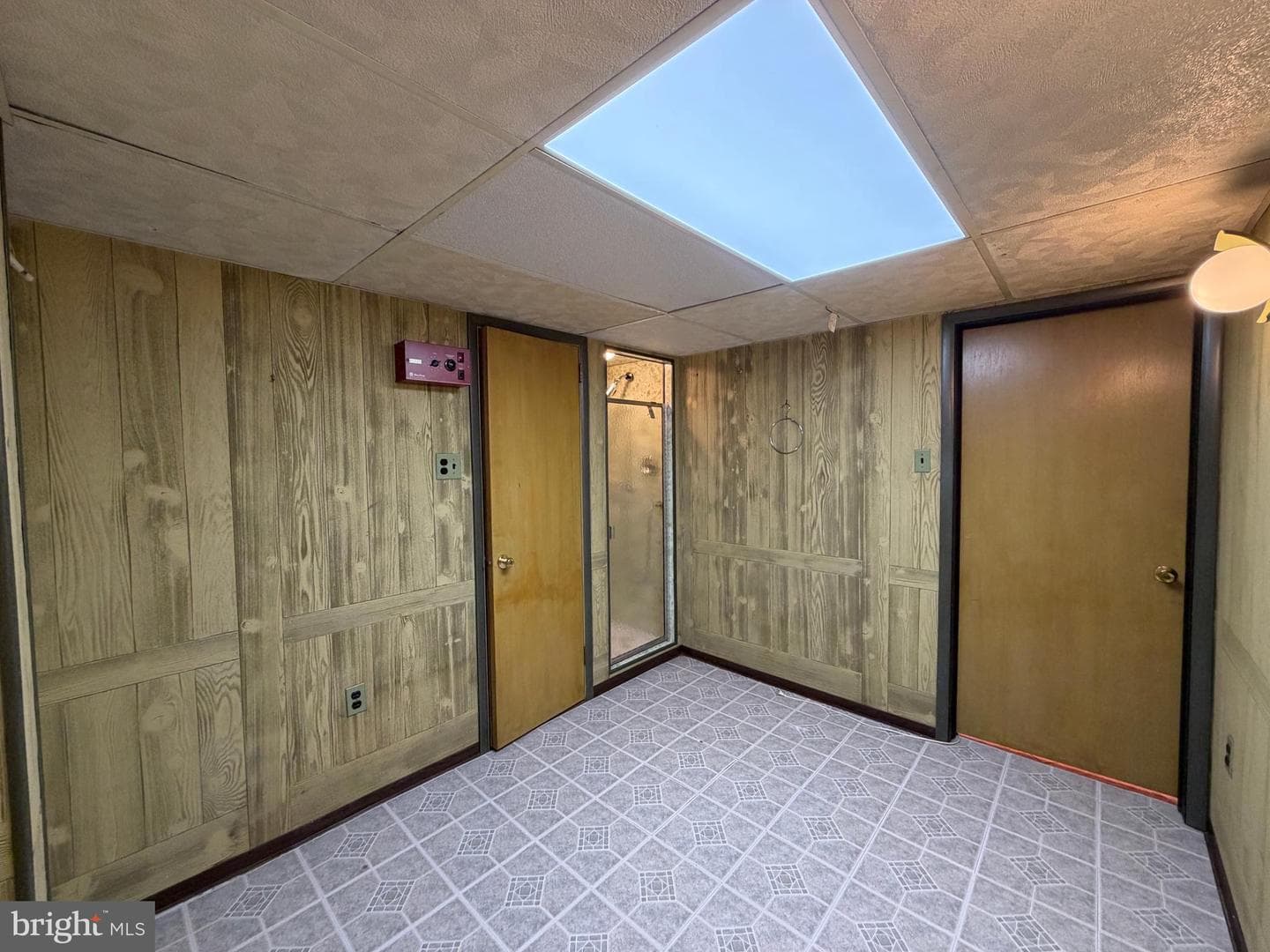 1621 Strahle Street photo 37