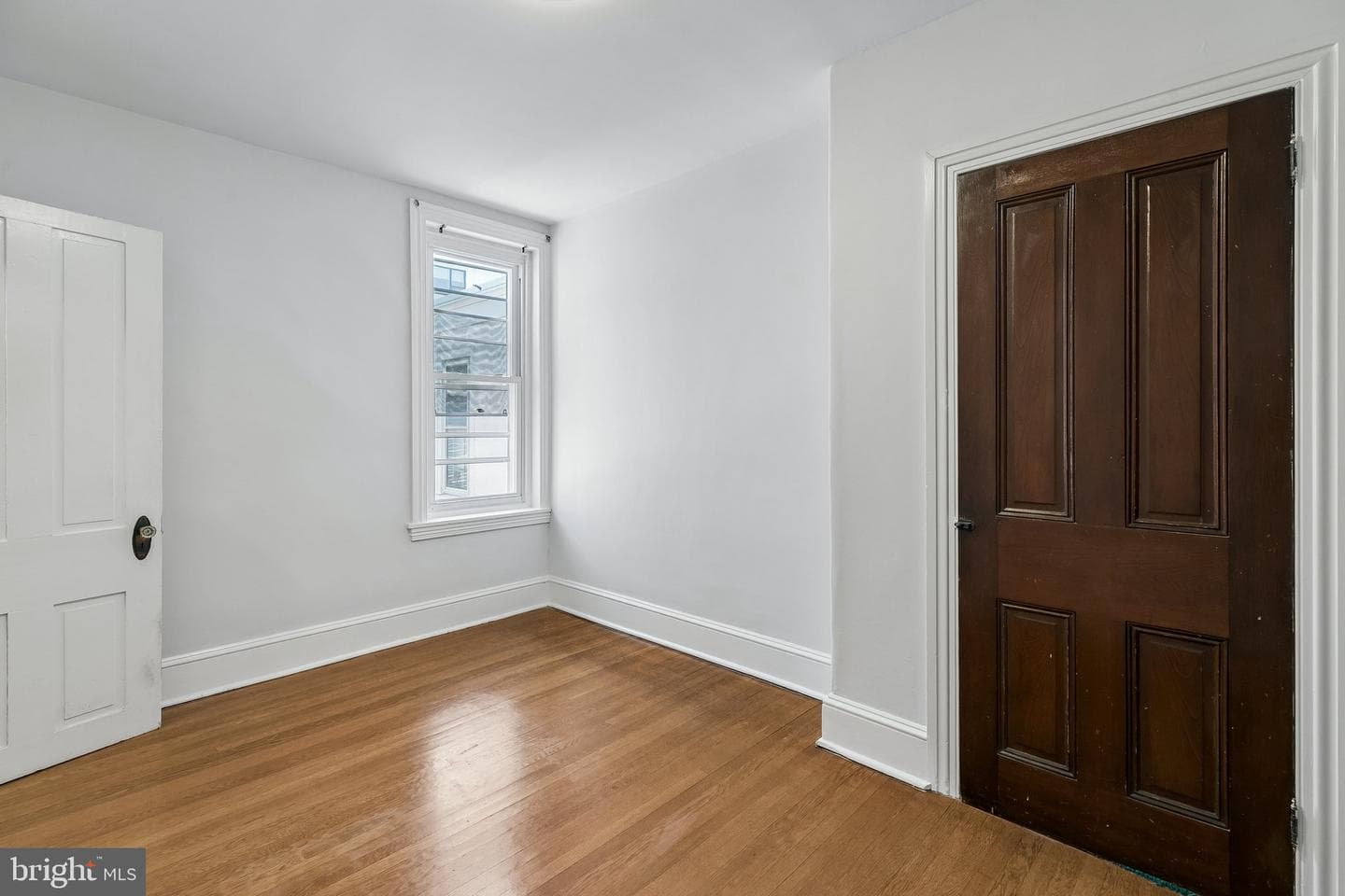 1913 N Howard Street photo 26