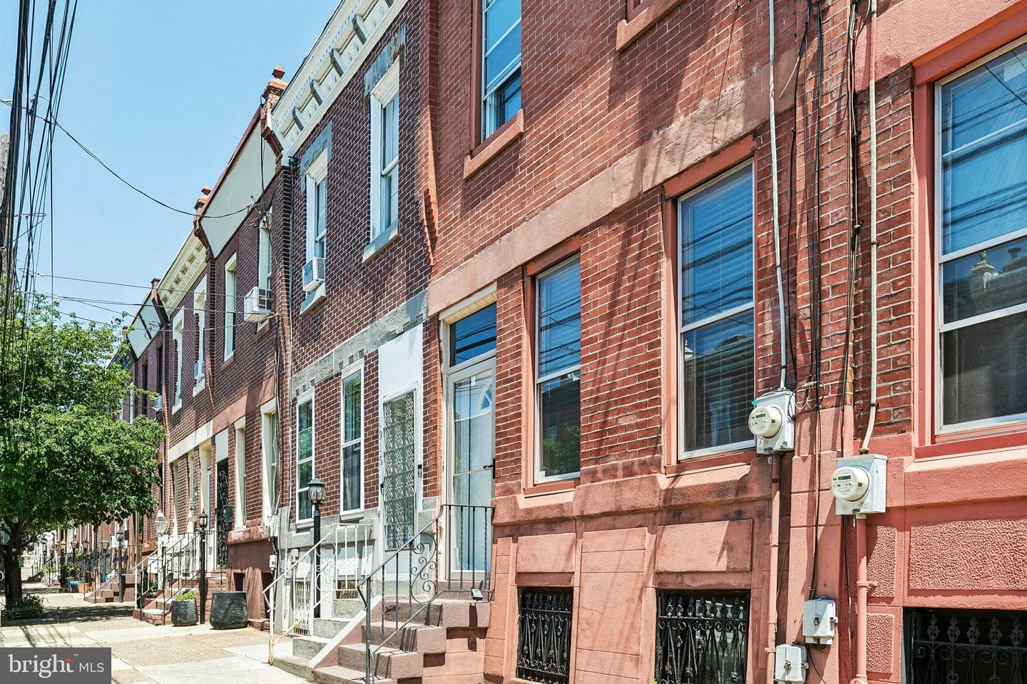 1913 N Howard Street photo 3