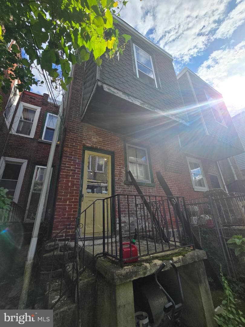 5847 Ellsworth Street photo 18