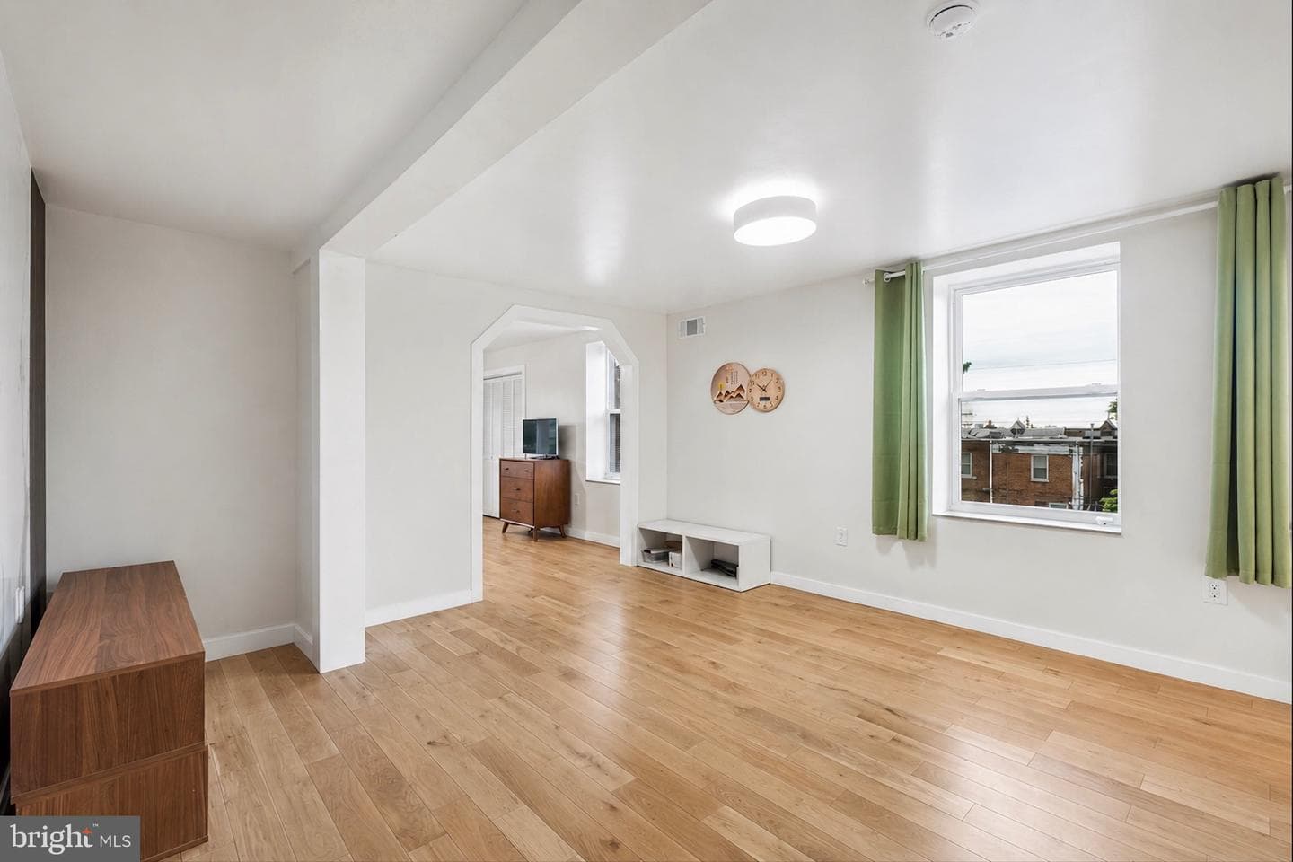 5900 Woodbine Avenue photo 38
