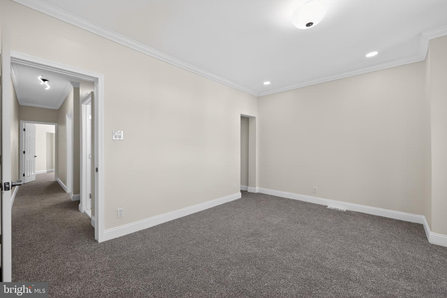 533 S Conestoga Street photo 18
