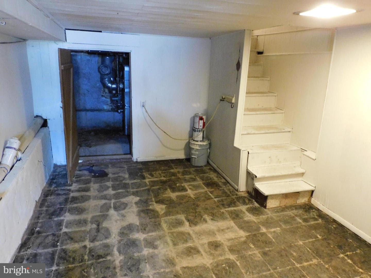 5044 James Street photo 23