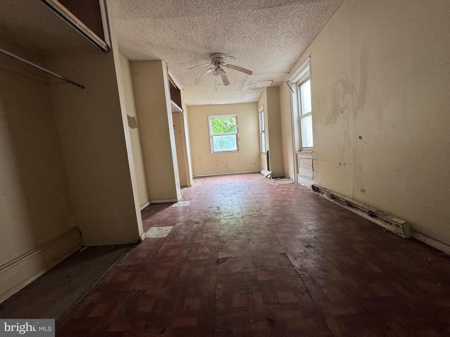 1209 W Susquehanna Avenue photo 11