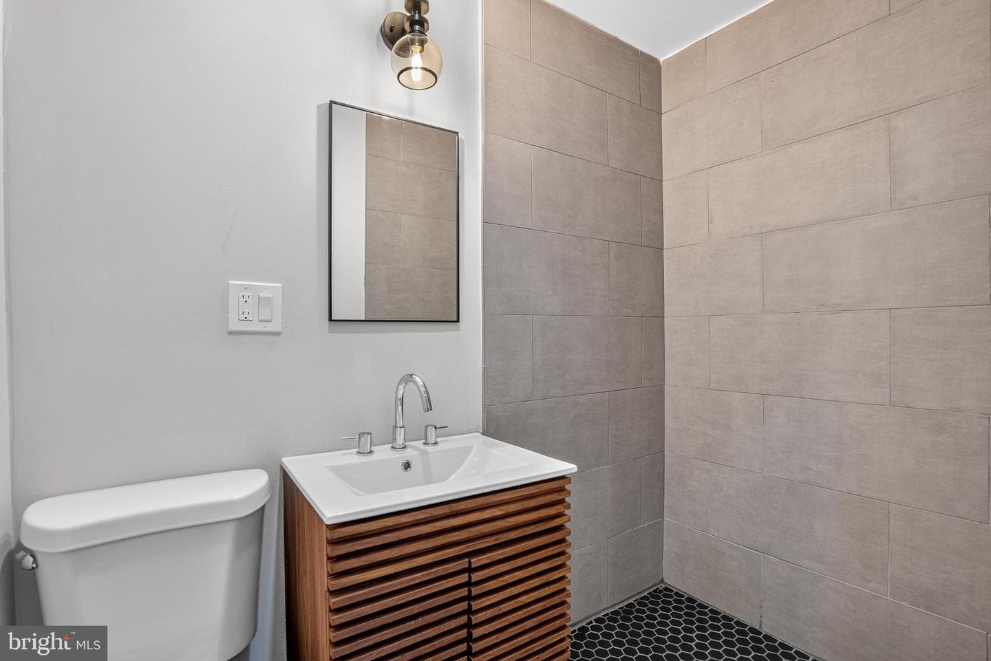 5704 Boyer Street photo 8