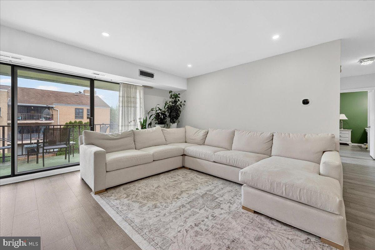 8930 Krewstown Road #310, Philadelphia