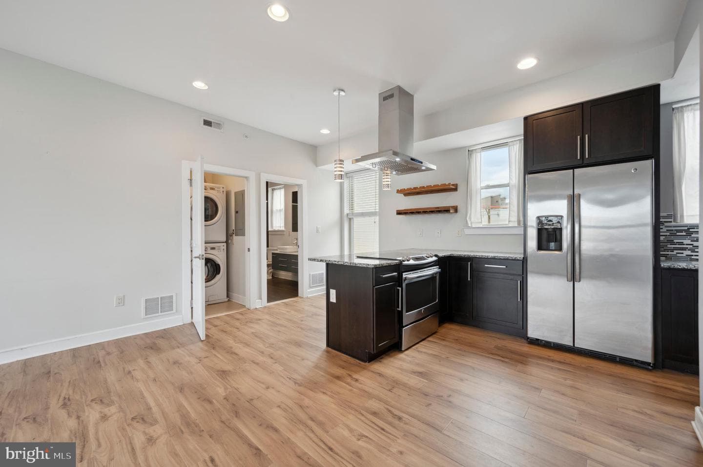 714 N Chadwick Street #6 photo 11