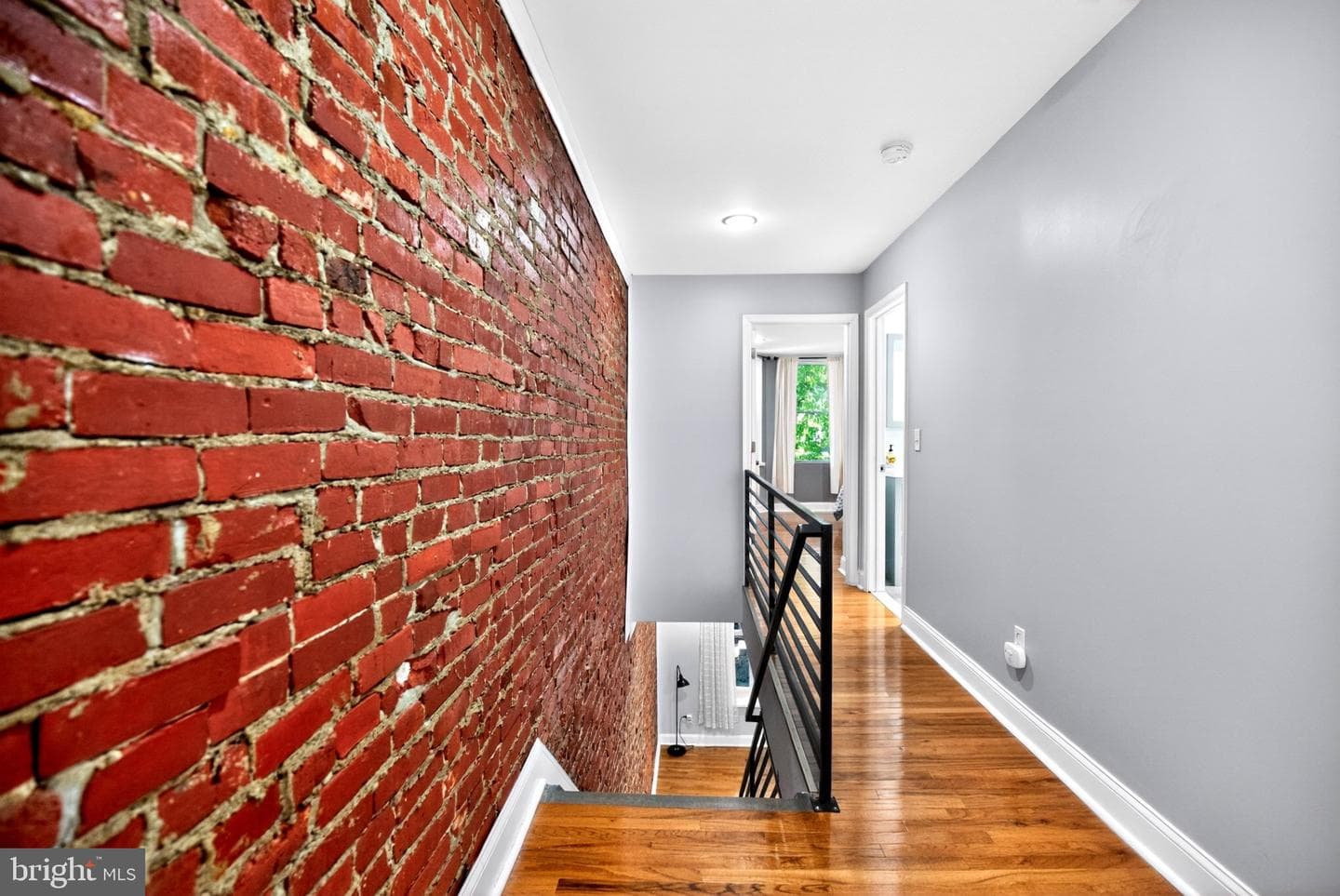5148 Catharine Street photo 15