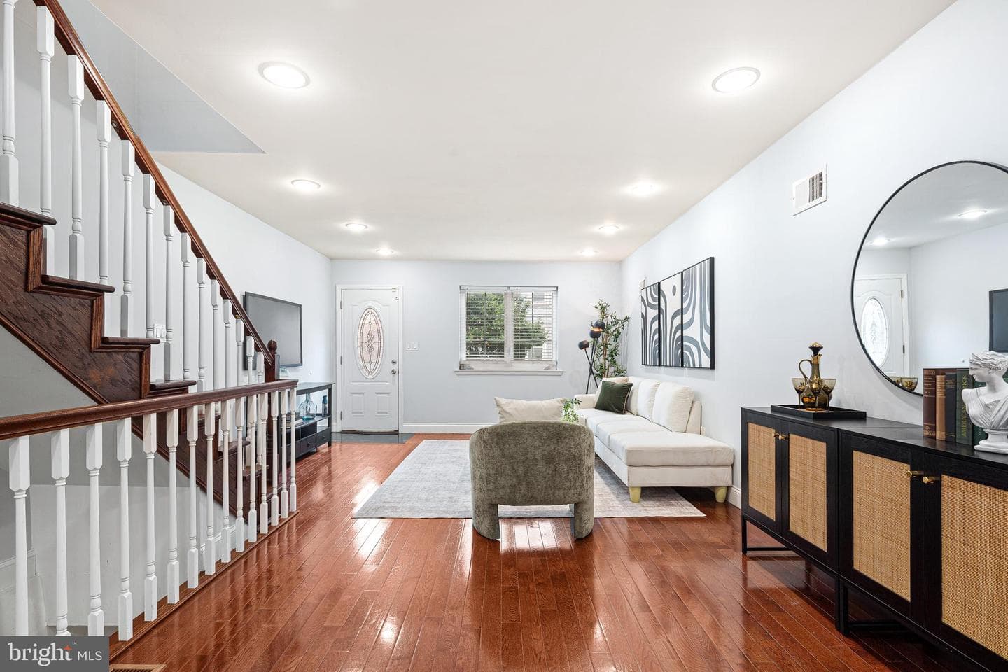 2343 Moore Street photo 4