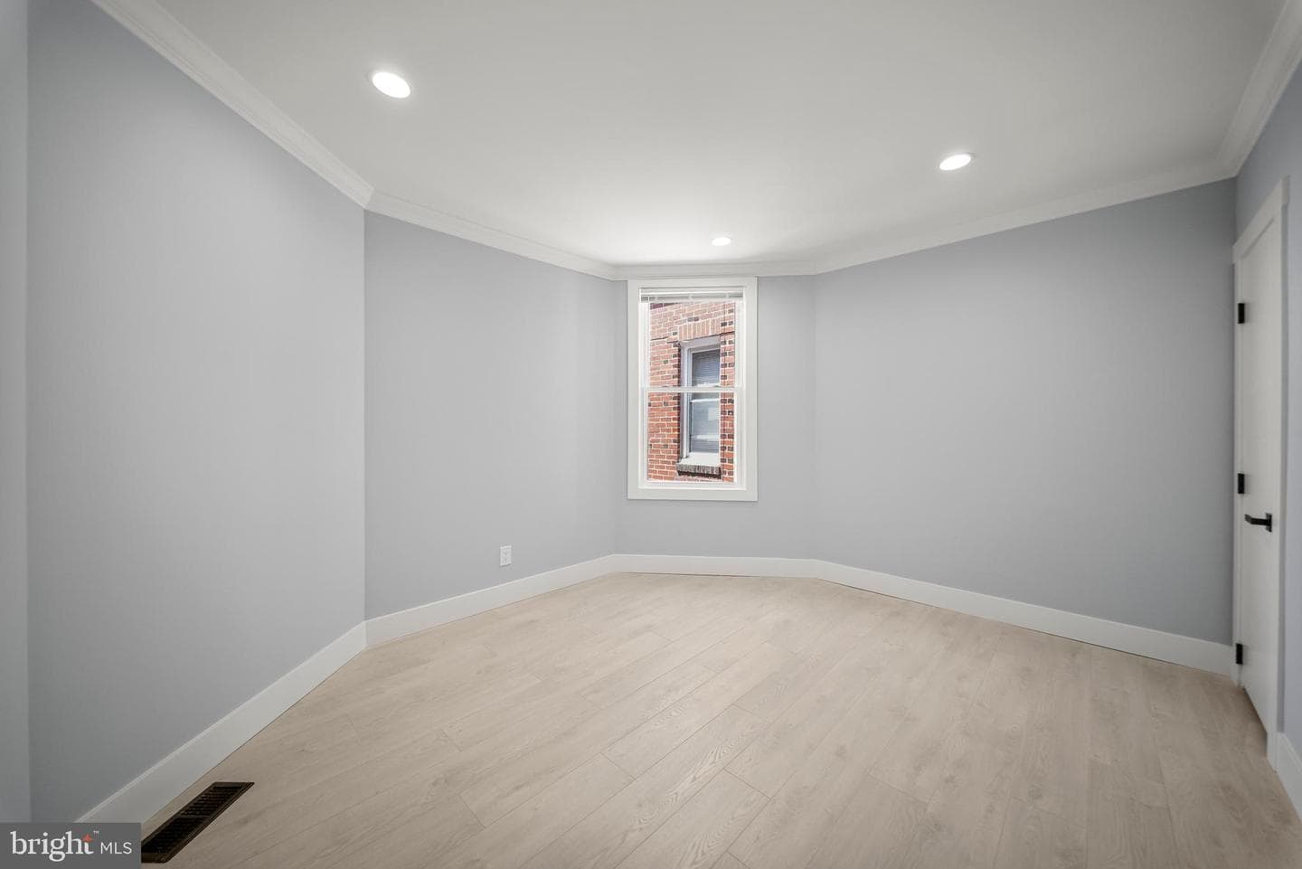 2456 76th Avenue photo 28