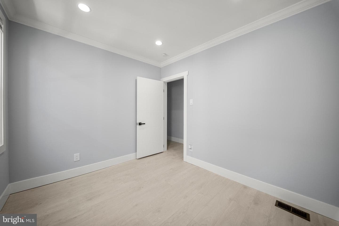 2456 76th Avenue photo 31