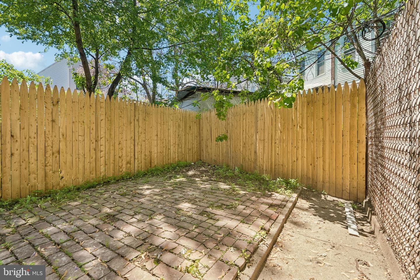 1716 N Hollywood Street photo 15