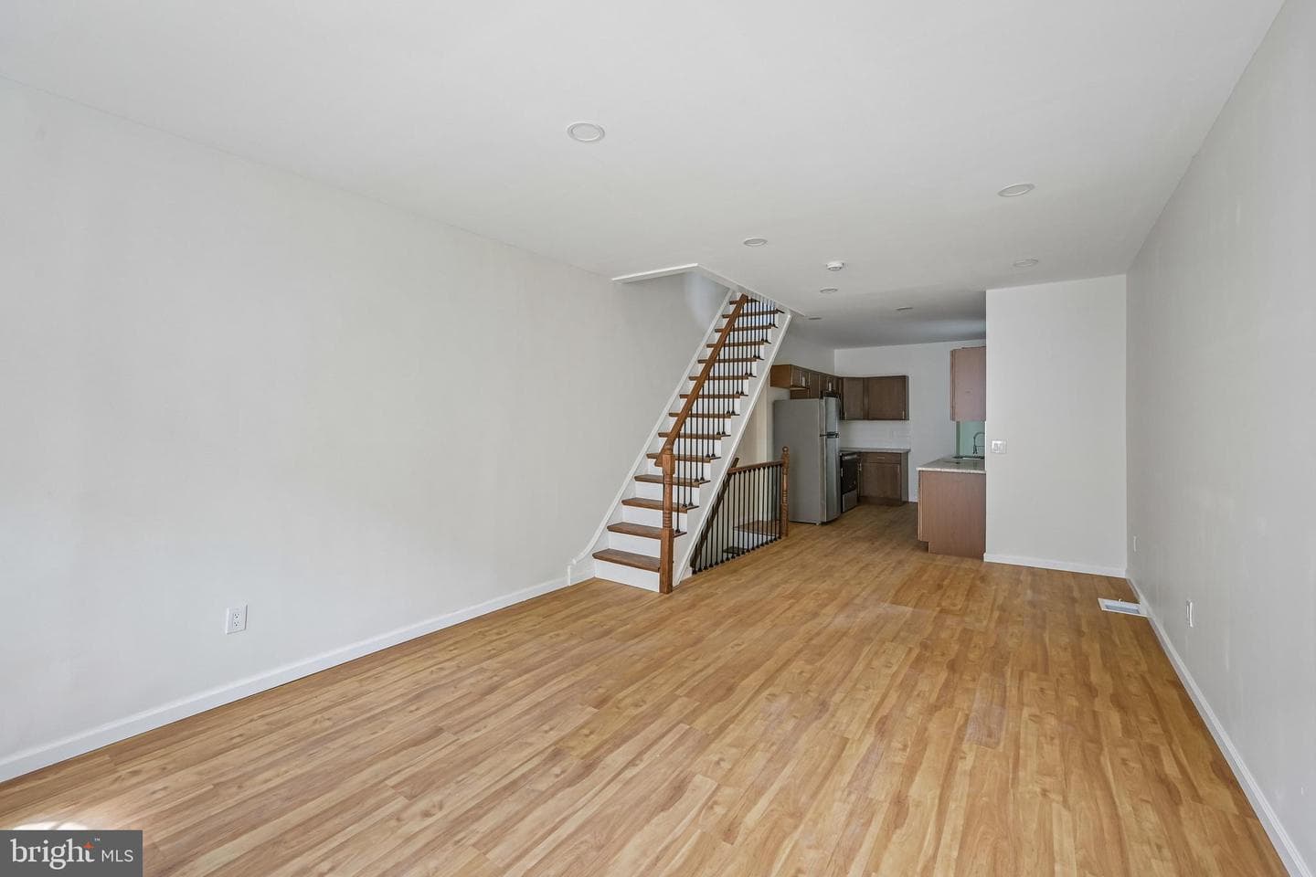 1716 N Hollywood Street photo 38
