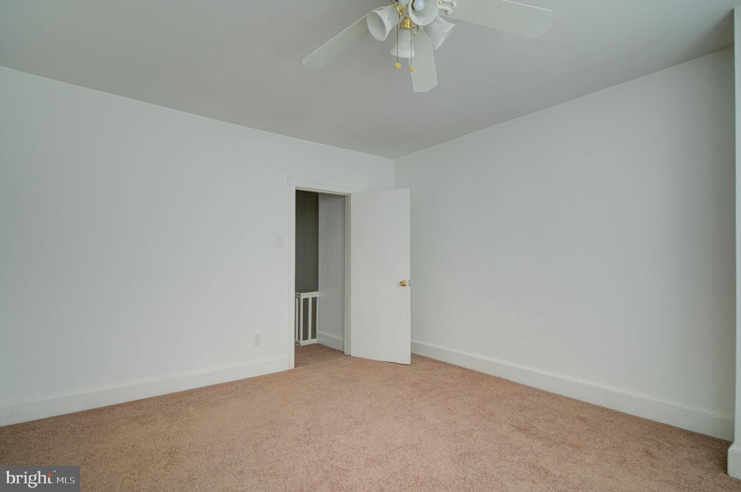 2849 Memphis Street photo 24