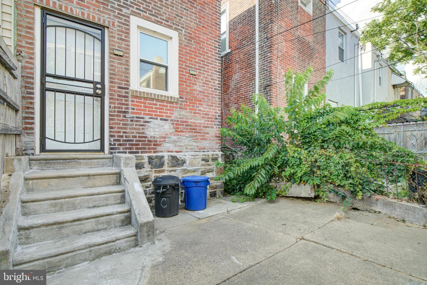 2849 Memphis Street photo 34