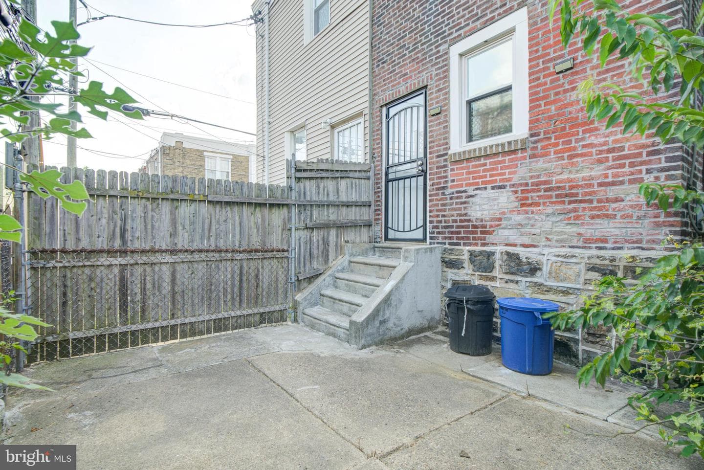 2849 Memphis Street photo 35