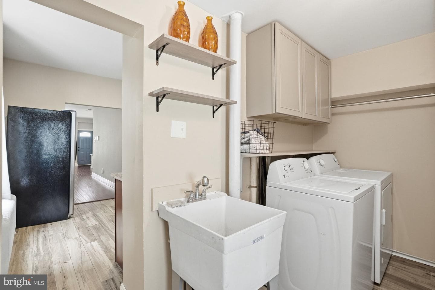 228 Jamestown Street photo 11