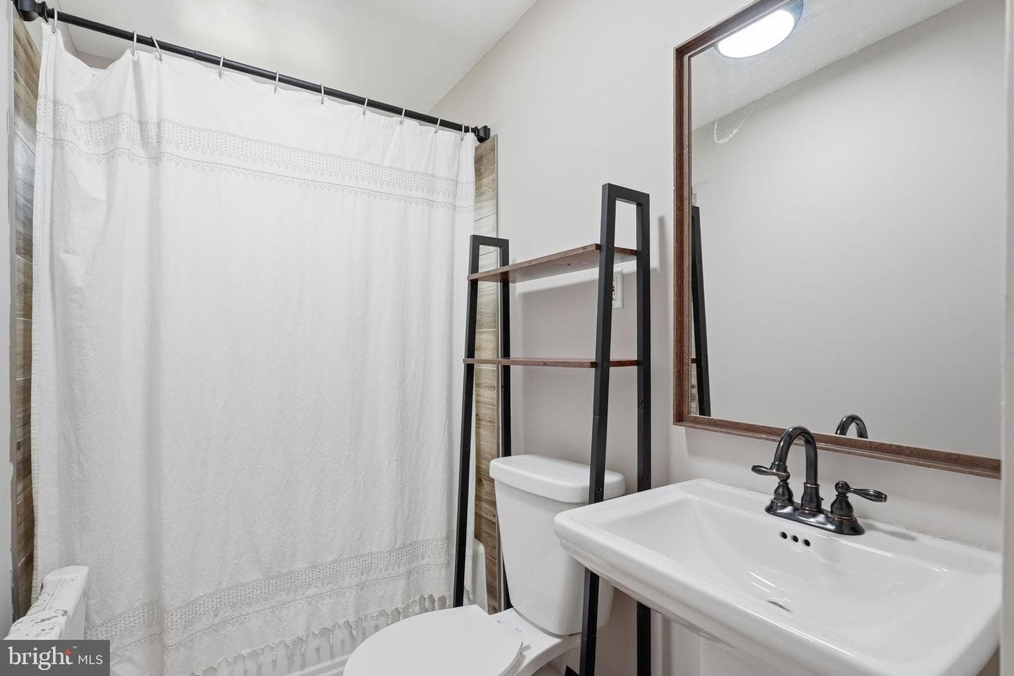 228 Jamestown Street photo 15