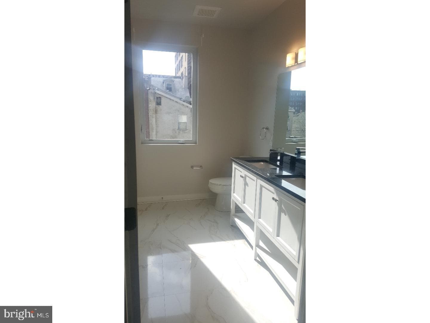 1014 Mount Vernon Street photo 11