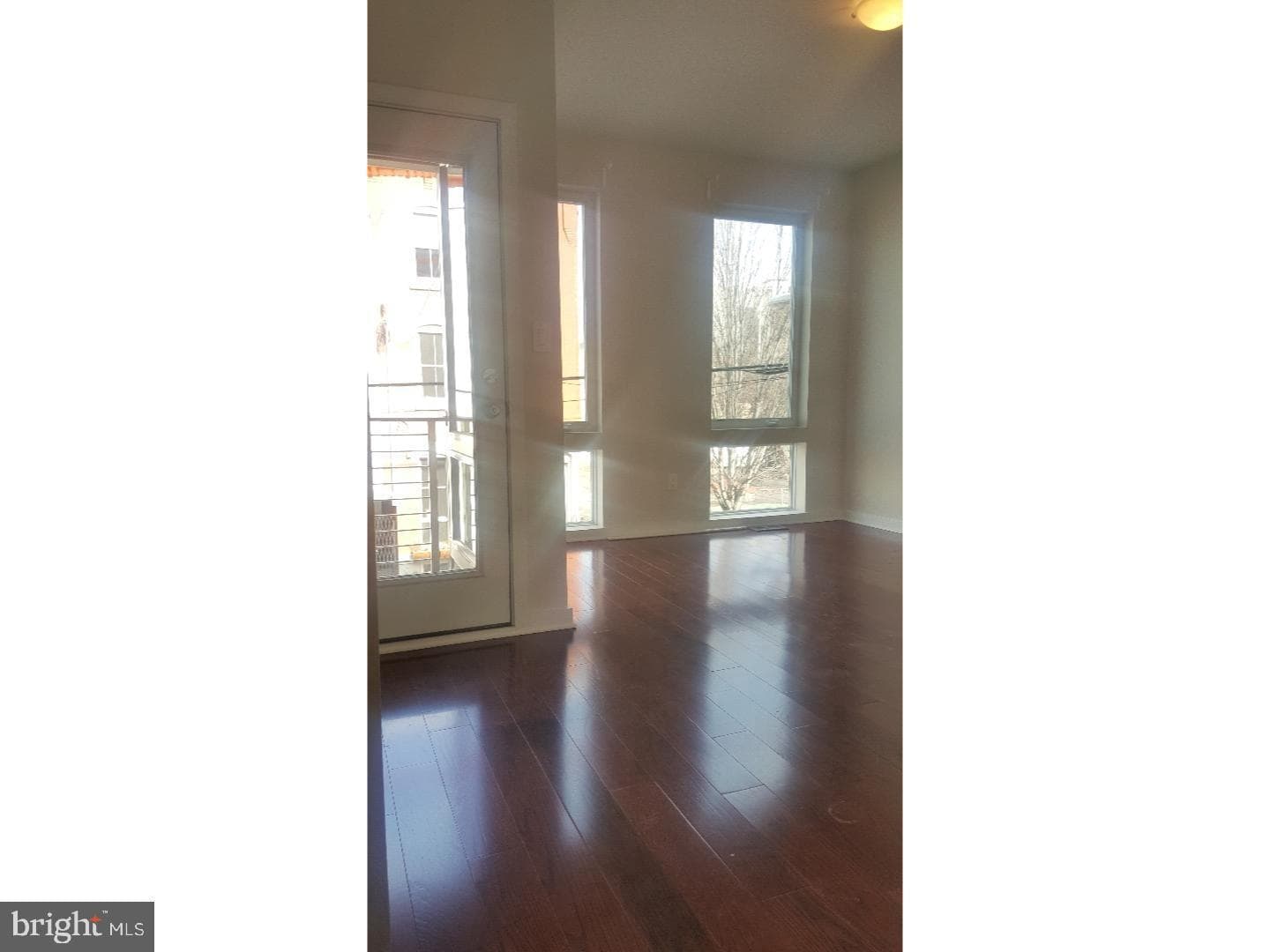 1014 Mount Vernon Street photo 5