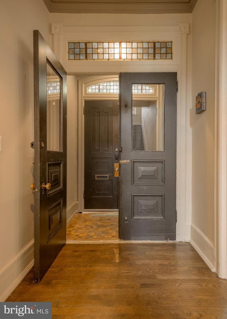 148 W Highland Avenue photo 26