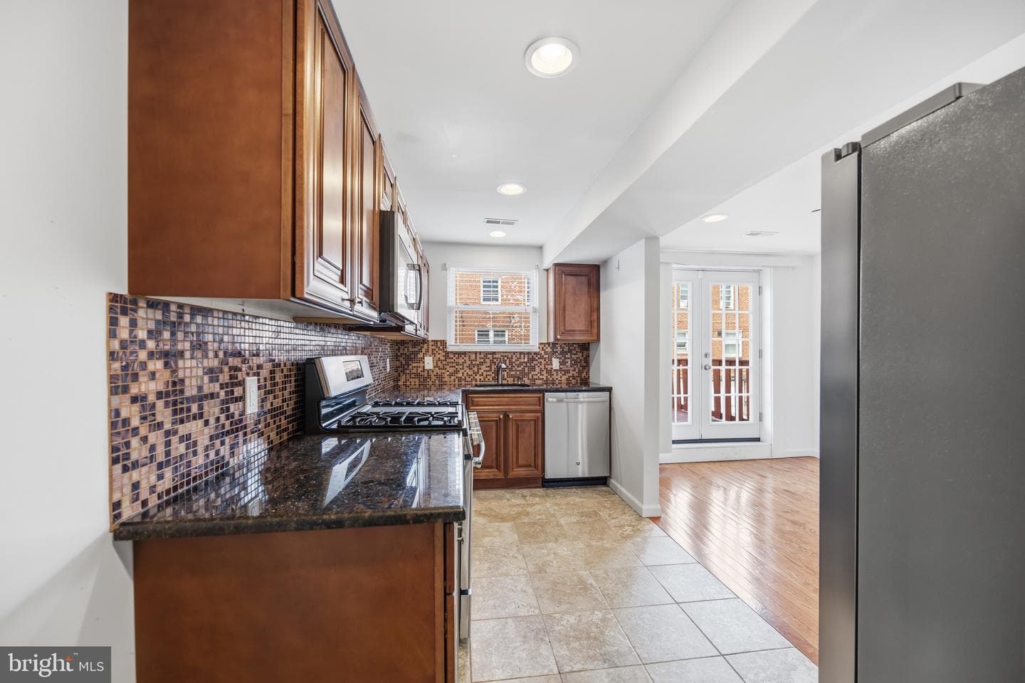 7637 Gilbert Street photo 14