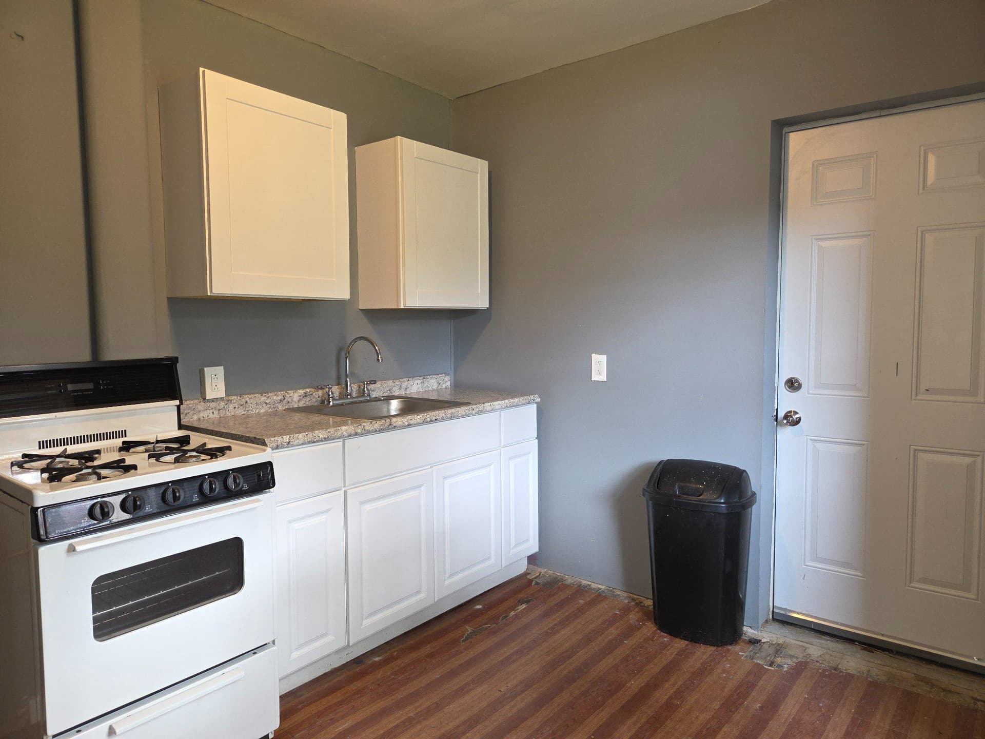 538 Turner Street photo 8