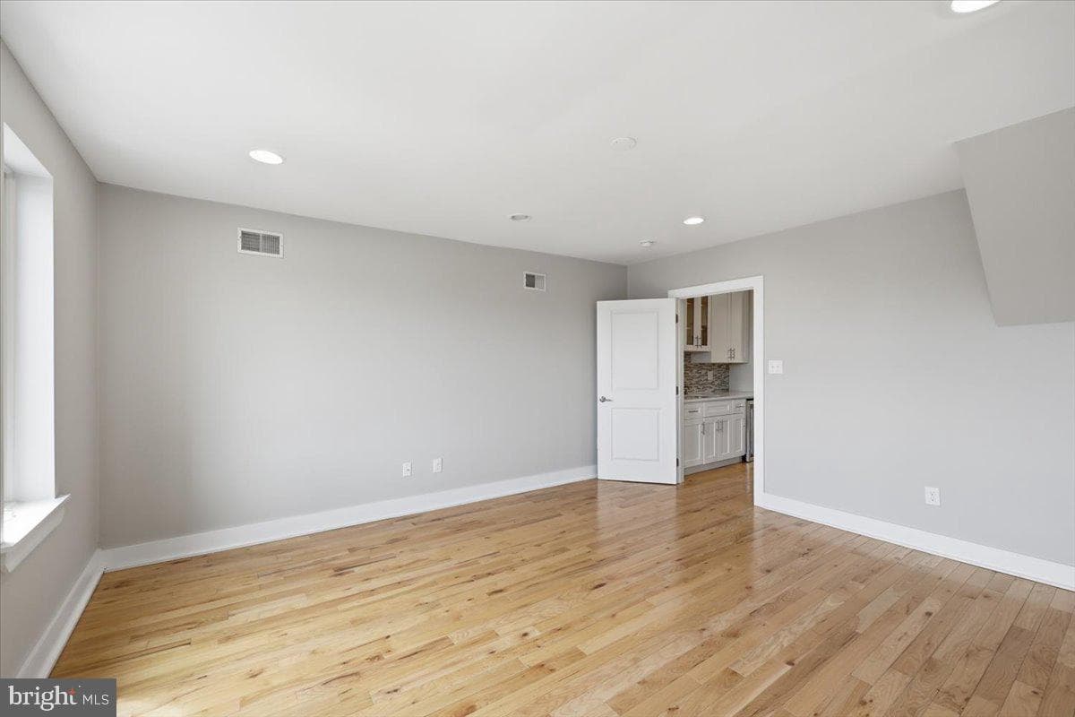2313 Ellsworth Street photo 20