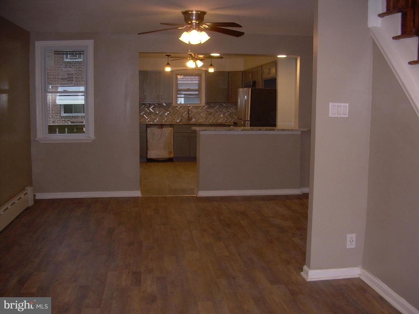 853 Anchor Street photo 12