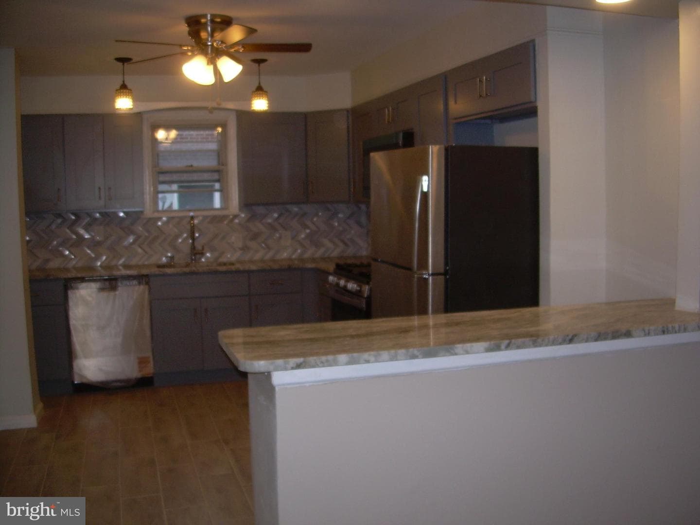 853 Anchor Street photo 15