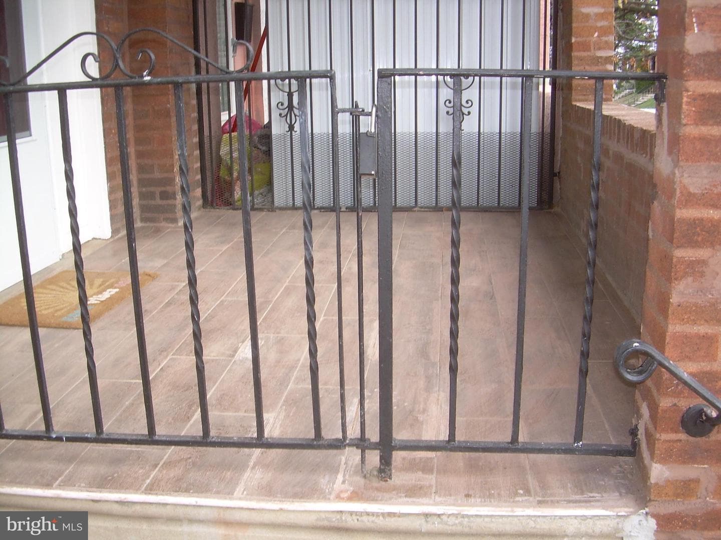 853 Anchor Street photo 5